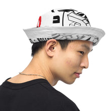 Load image into Gallery viewer, Reversible bucket hat
